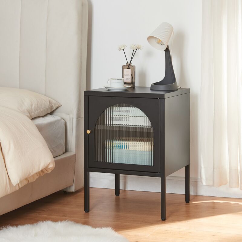 foto del prodotto  en.casa comodino in acciaio karlskrona con anta in vetro scanalato e ripiano regolabile 60 x 42,5 x 40 cm nero opaco