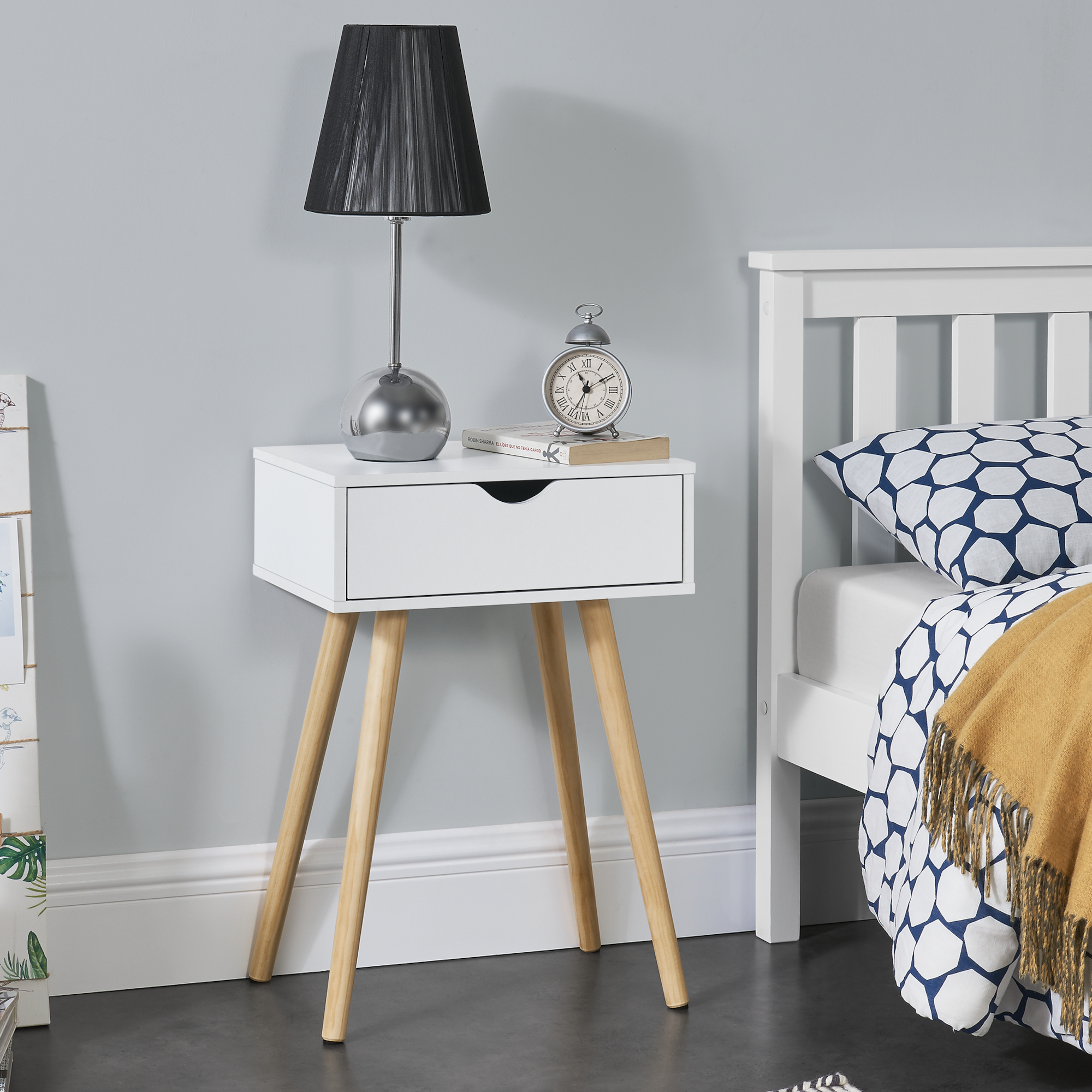 foto del prodotto  en.casa comodino stersund con cassetto bianco