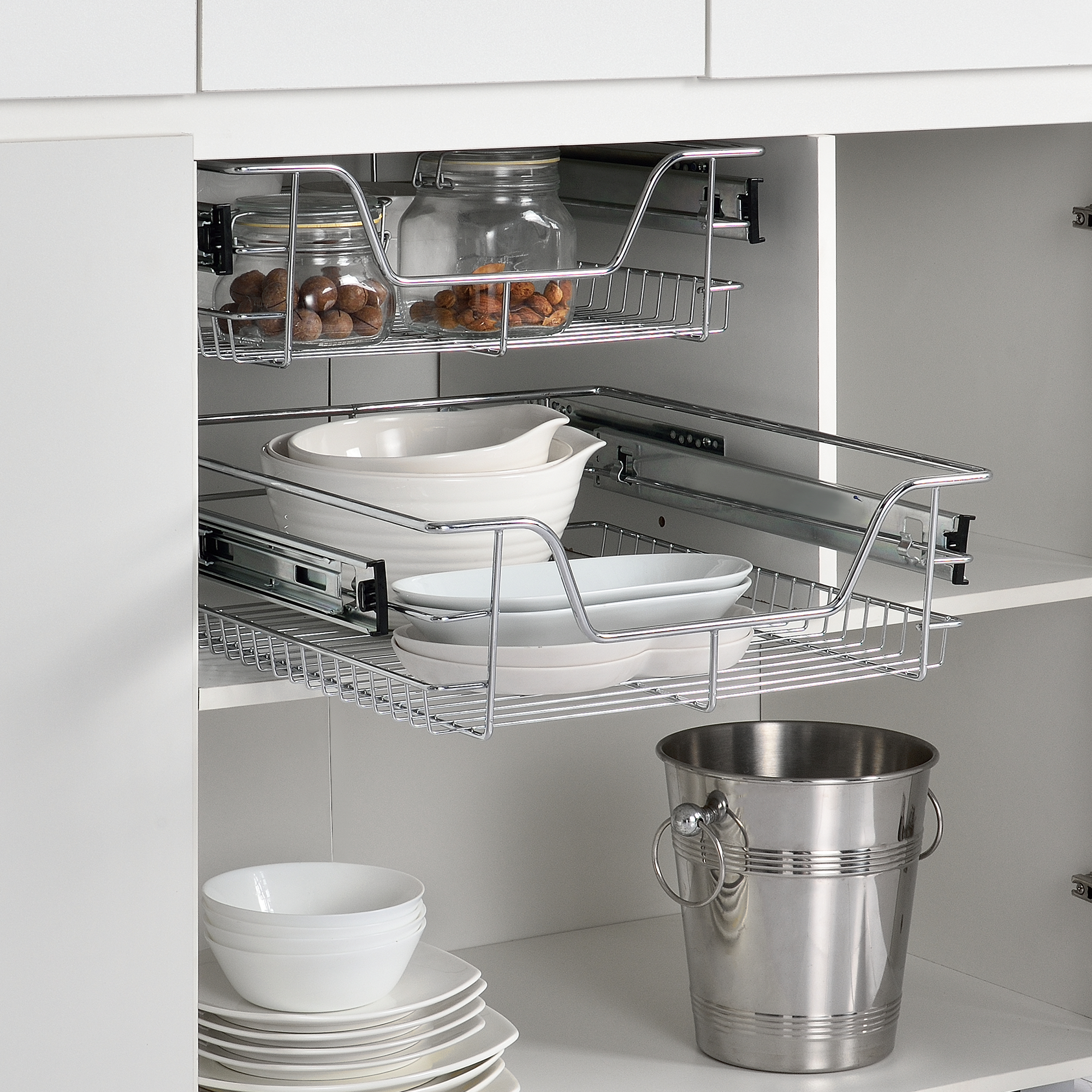 foto del prodotto  en.casa set di 2 cassetti telescopici cromati 47 x 44 x 14 cm 2x cestelli a rete scorrevoli per cucina guardaroba dispensa bagno