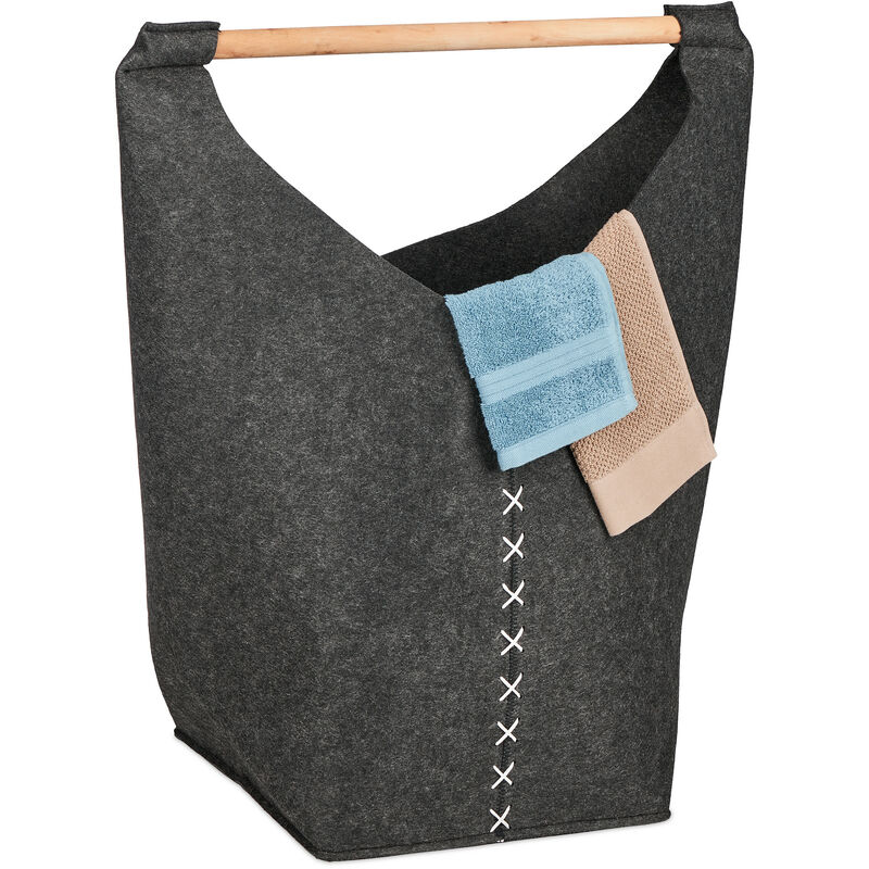 foto del prodotto relaxdays cesto portabiancheria, cestino per biancheria, sacco in feltro per panni sporchi, 50 l, bagno, grigio scuro
