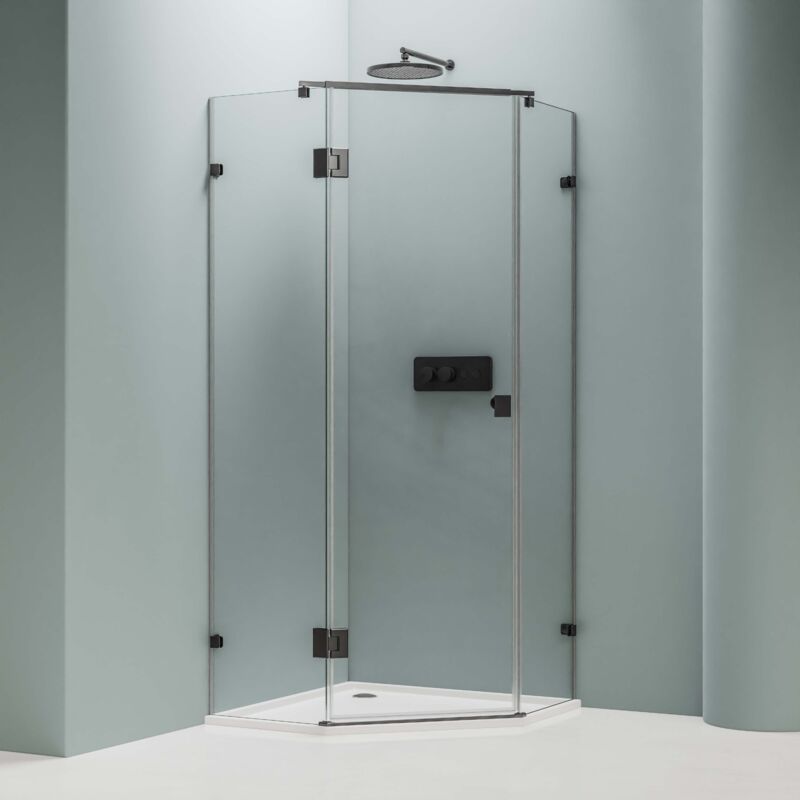 foto del prodotto doccia pentagonale con porta girevole nt415 nero opaco vetro nano clear da 8 mm dimensioni selezionabili 90x90cm
