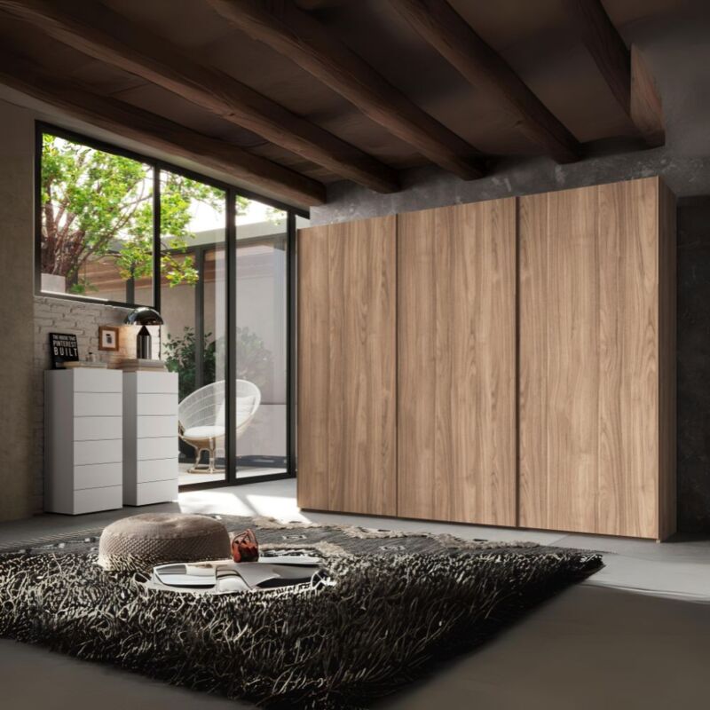foto del prodotto armadio tre ante scorrevoli in legno noce america step 276x67x250h