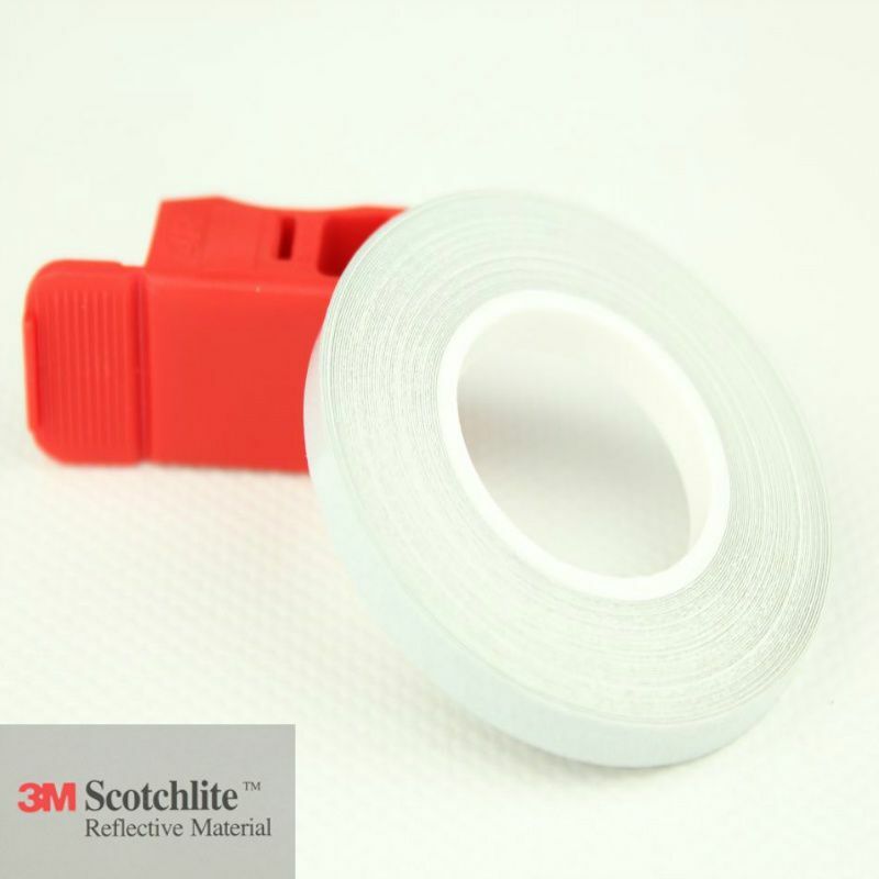 foto del prodotto 3m strisce per cerchi moto adesive rifrangenti 7mm x 6mt colore bianco, modello senza applicatore