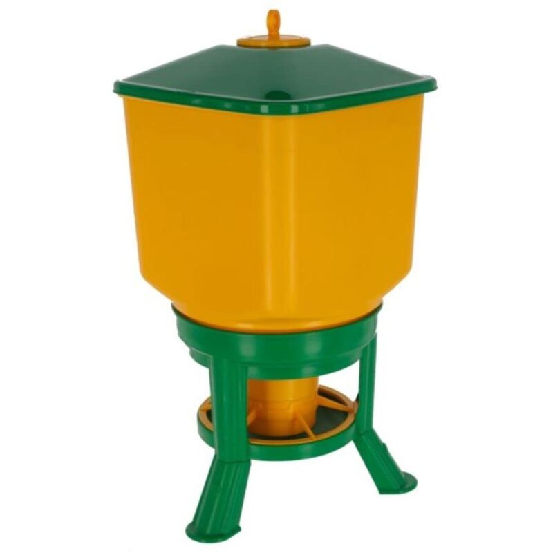 foto del prodotto kubic premium mangiatoia in plastica per galline pollame, 50 l, 34 kg novital