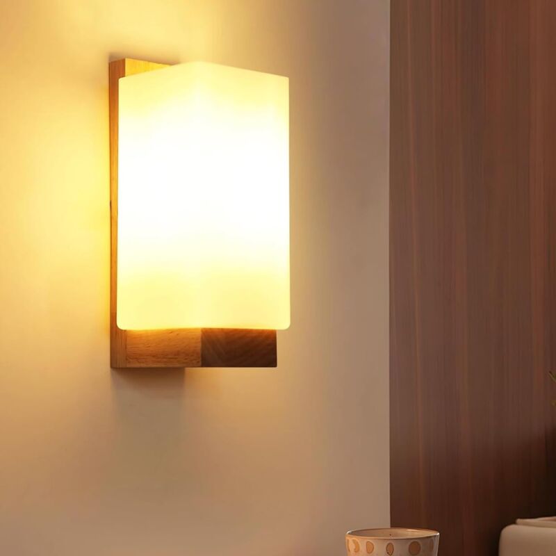 foto del prodotto applique da parete goeco design nordico, legno naturale, 12x10x25 cm, vetro rettangolare, luce tricolore 12w, e27