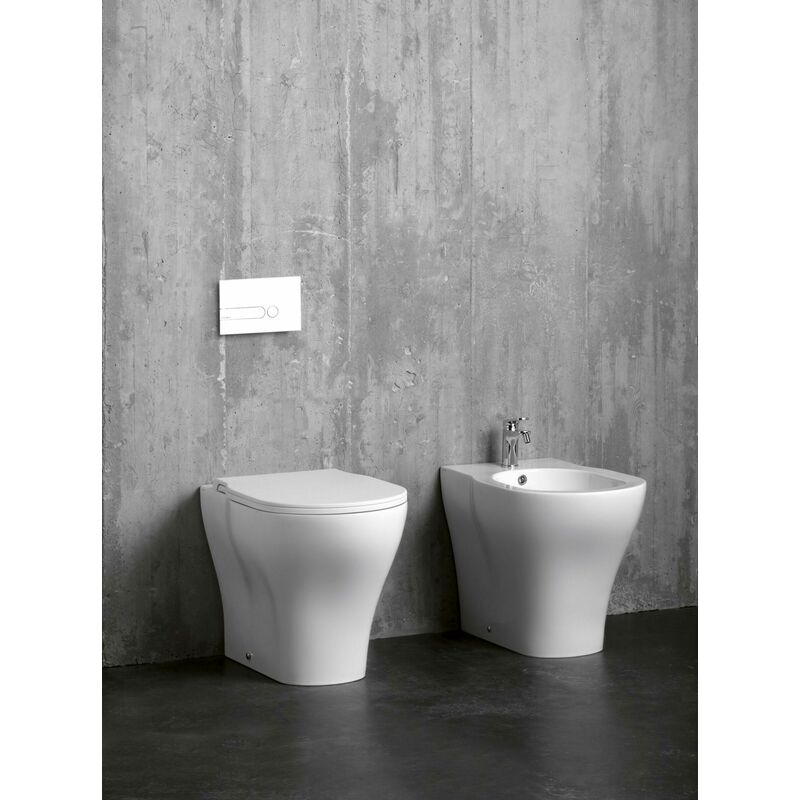 foto del prodotto sanitari xl filomuro rialzati senza brida h.49 con sedile