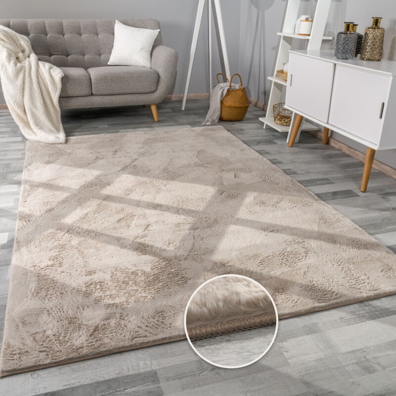 foto del prodotto paco home tappeto per soggiorno in finta pelliccia peluche alto pelo morbido disponibile in diverse colori 200x290 cm, beige