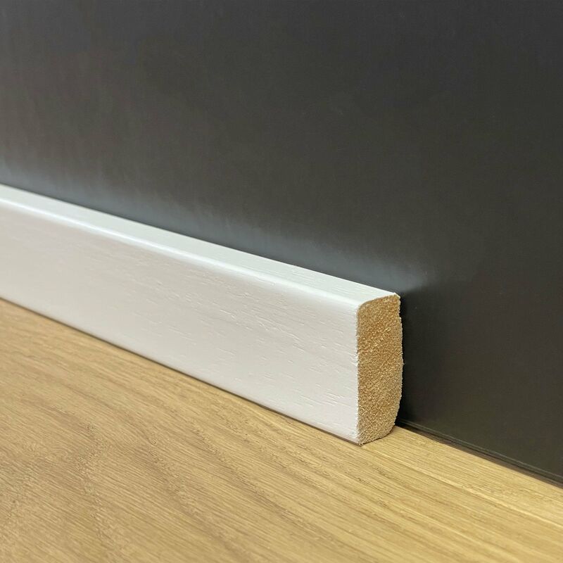 foto del prodotto 96ml di battiscopa squadrato bassissimo laccato bianco in legno massello 30x13