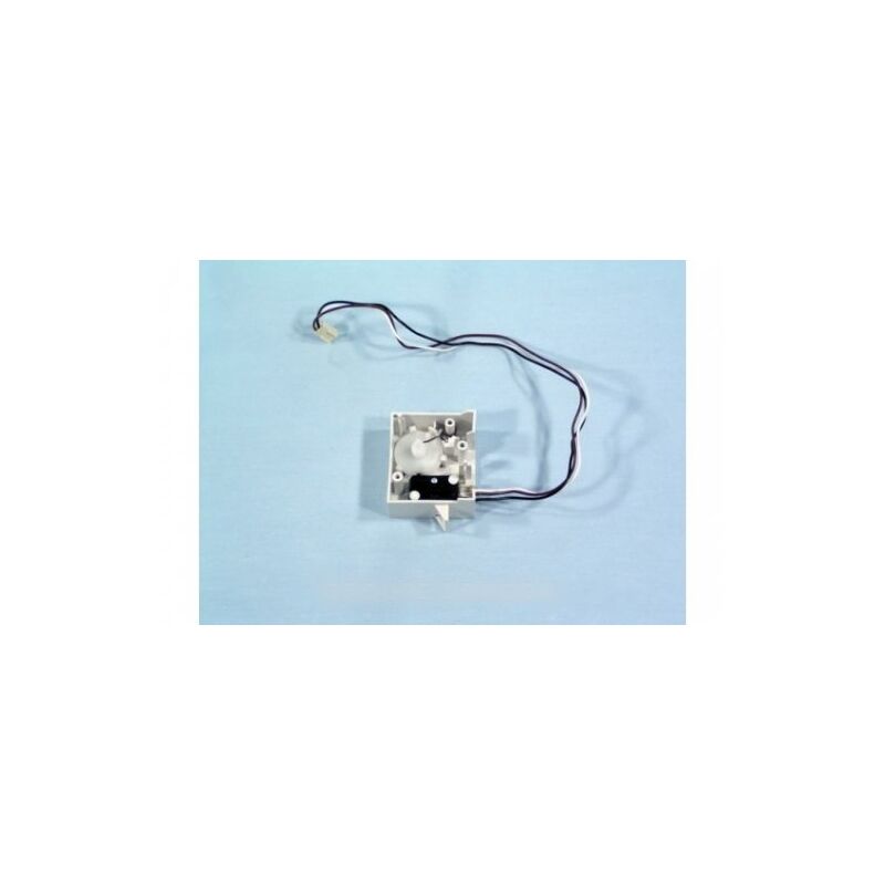 foto del prodotto accendi spento pour robot multifonction kenwood kw706678