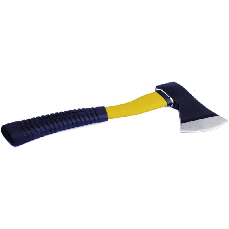 foto del prodotto accetta 600 gr. manico fibra