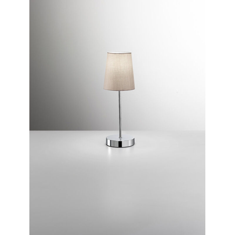 foto del prodotto adam lumetto in metallo cromo lucido paralume tessuto tortora attacco e14