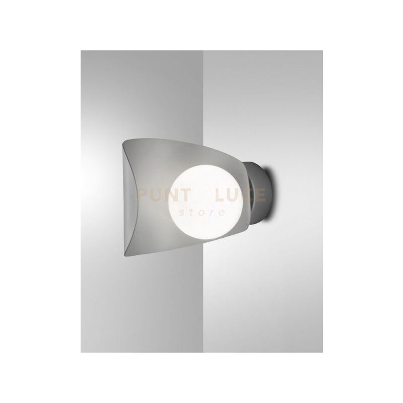 foto del prodotto adria applique argento a led 3000k 6w 540 lm orientabile ip20 in metallo e vetro