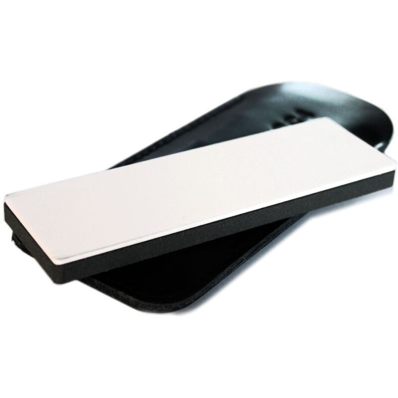 foto del prodotto affilacoltelli in ceramica f llkniven cc4 lunghezza 3,2 x 10 cm con custodia in pelle