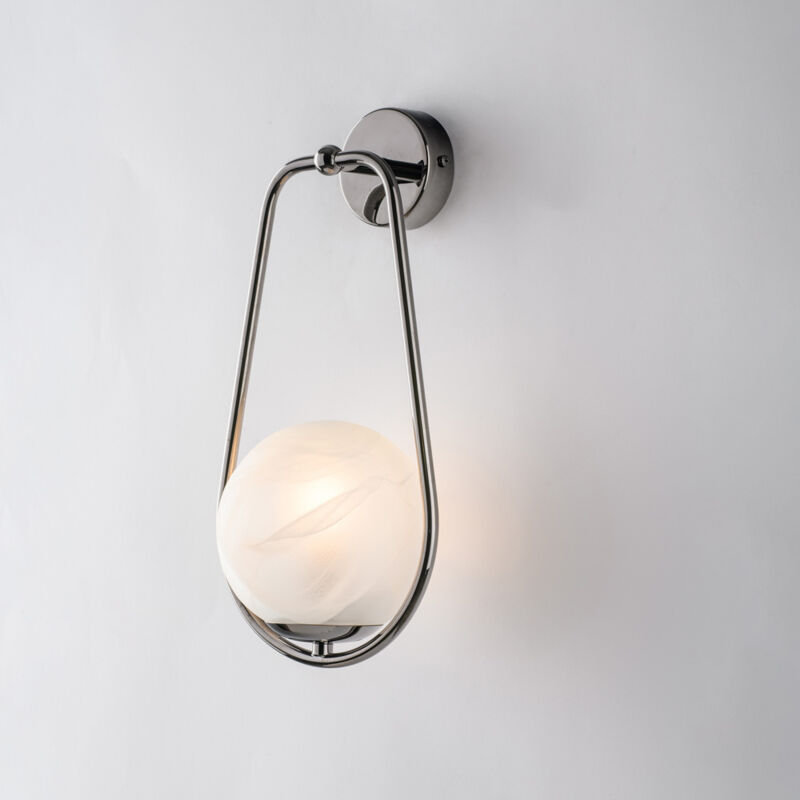 foto del prodotto afrodite applique in ferro cromo nero 1 luce con sfera dm.14 .16 p.19 bl286 ap1 nr