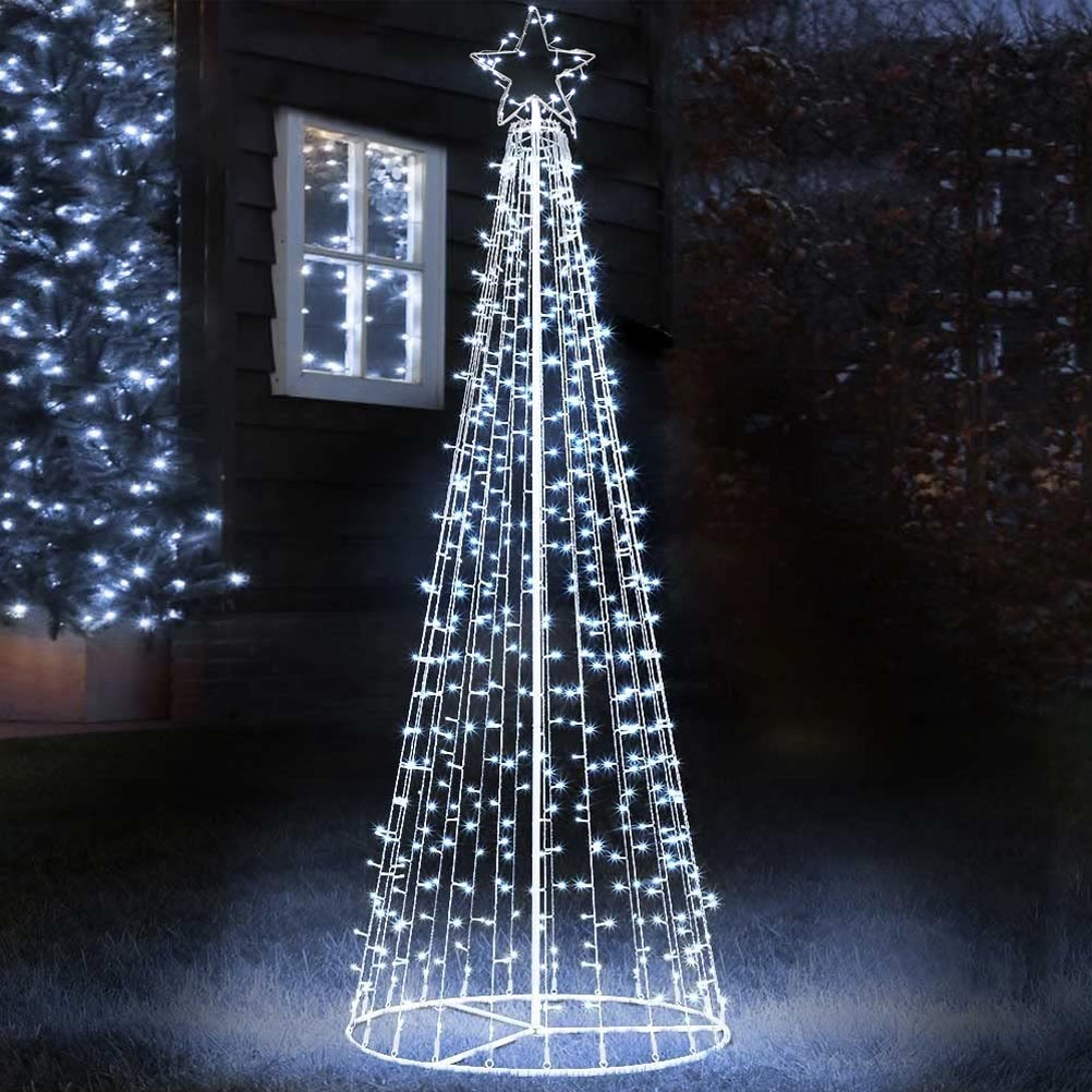 foto del prodotto albero natale luminoso 224cm 592 led bianco freddo 8 giochi luce metallo esterno