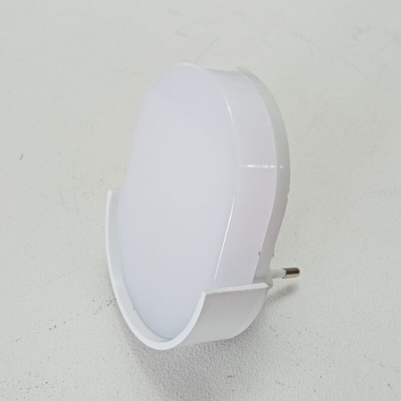 foto del prodotto alcapower luce notturna punto luce a led con sensore crepuscolare spina da 10a a 220v