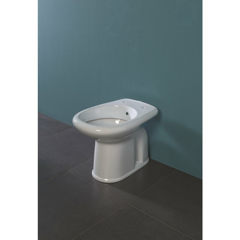 foto del prodotto alice ceramica water bidet confort scarico terra cm. 52x36 5 bianco lucido di