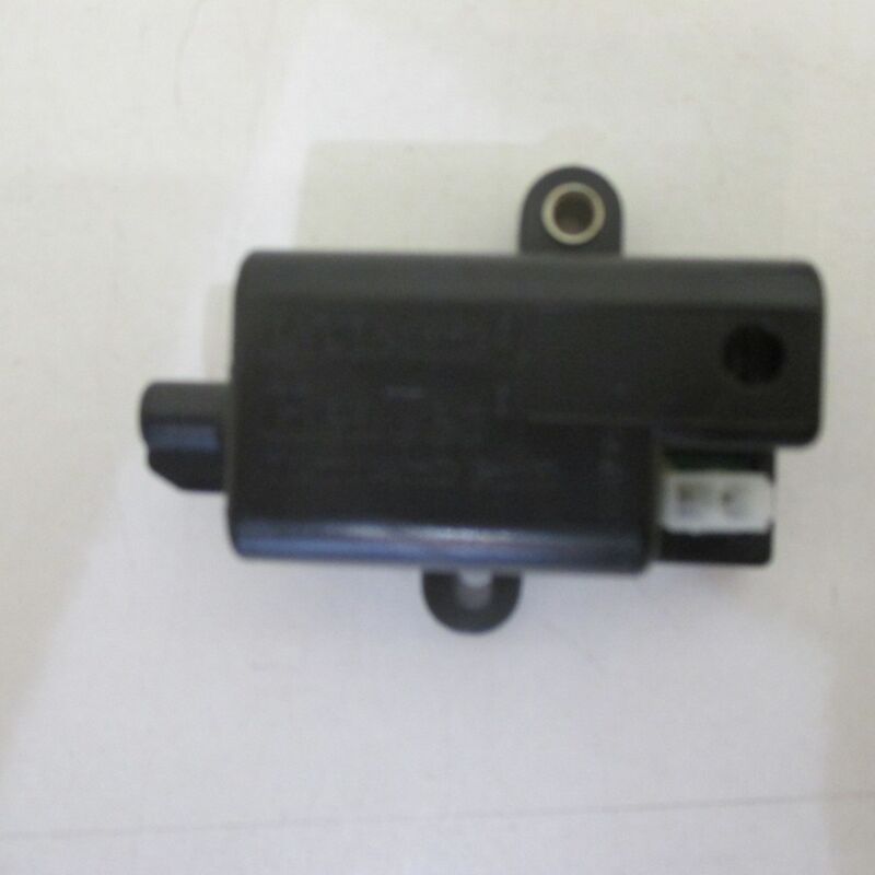 foto del prodotto allumeur de batterie pour table de cuisson dometic 2890190107