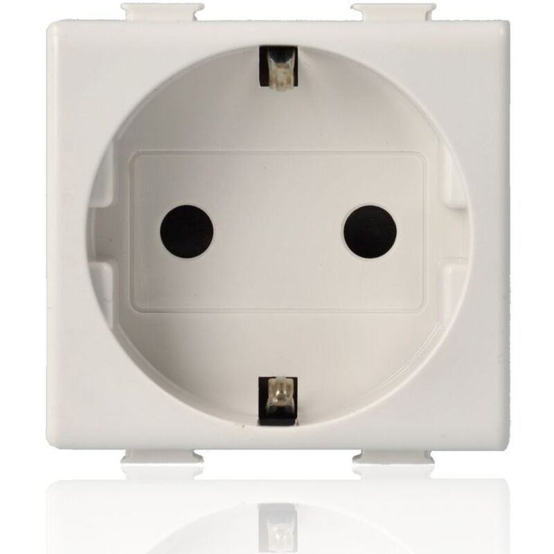 foto del prodotto am5440 2 - presa standard tedesco 2p t 16a 250v ac con alveoli schermati - bianco - matix - bticino
