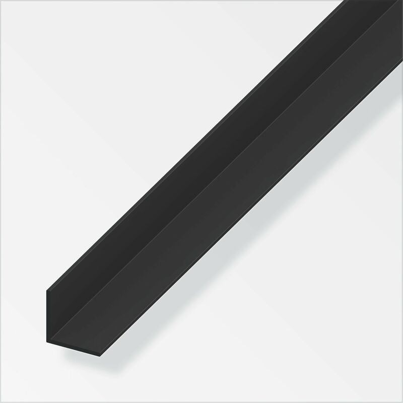 foto del prodotto angolare 15x15x1 pvc nero 1 metro