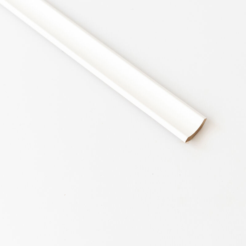 foto del prodotto angolare mdf bianco liscio mm.22x22x2400