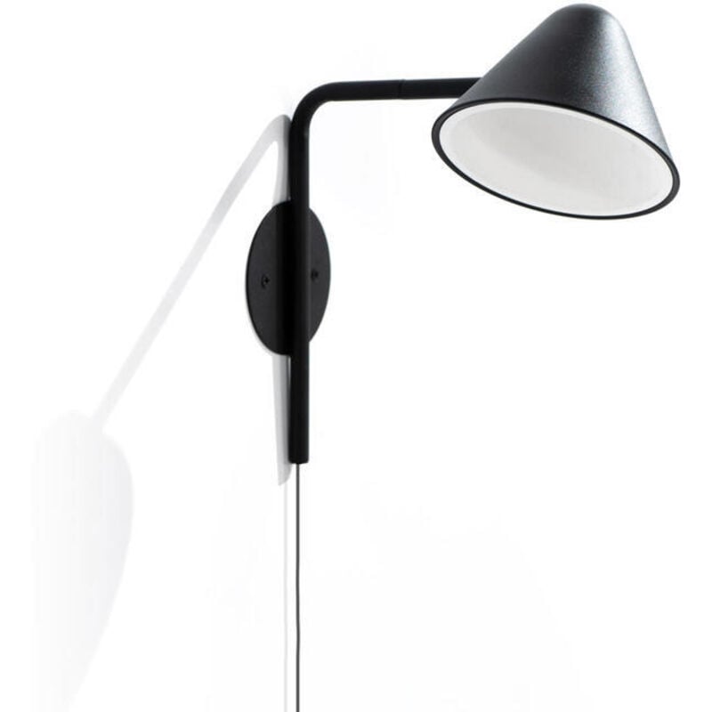 foto del prodotto antares - lampada da parete a led in metallo nero