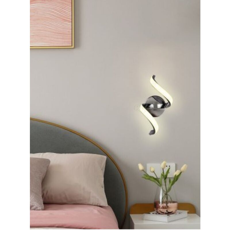 foto del prodotto applique a parete led 9w spirale verticale argento design moderno luce bianco naturale per interno comodino camera naturale