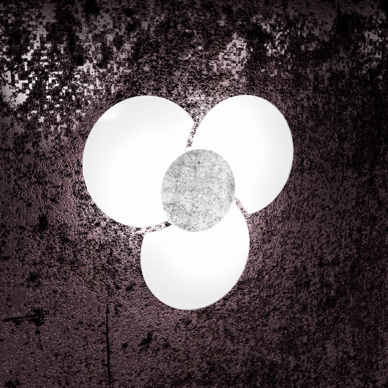 foto del prodotto applique contemporanea clover metallo foglia argento vetro bianco 3 luci e27