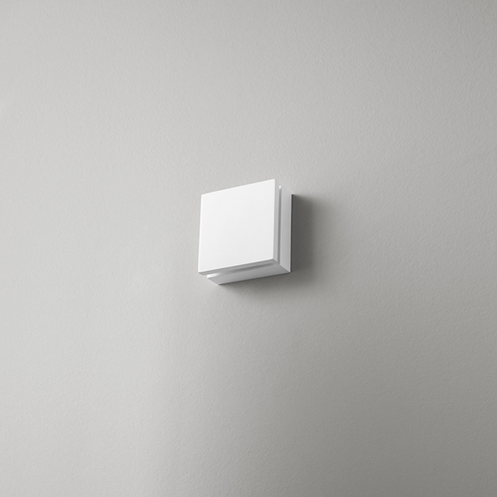 foto del prodotto applique contemporanea secret metallo bianco acrilico led 10w 3000k