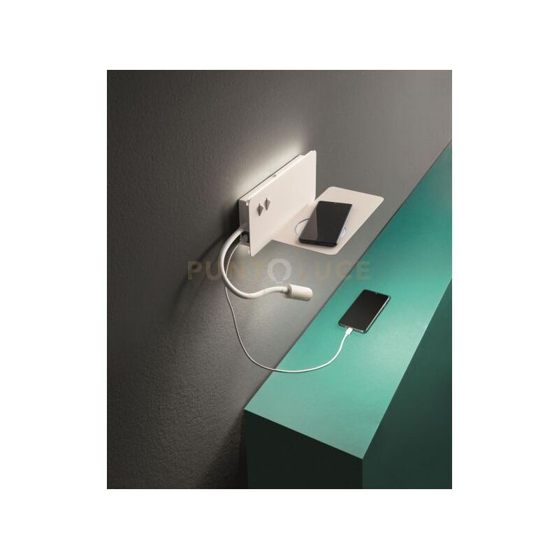 foto del prodotto applique da comodino dx flat bianco ap.flat d bianco con caricatore wirless e usb