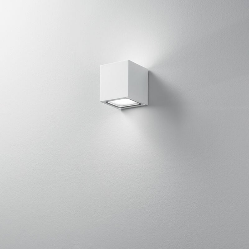 foto del prodotto applique da esterno moderna totem metallo bianco 2 luci gx53