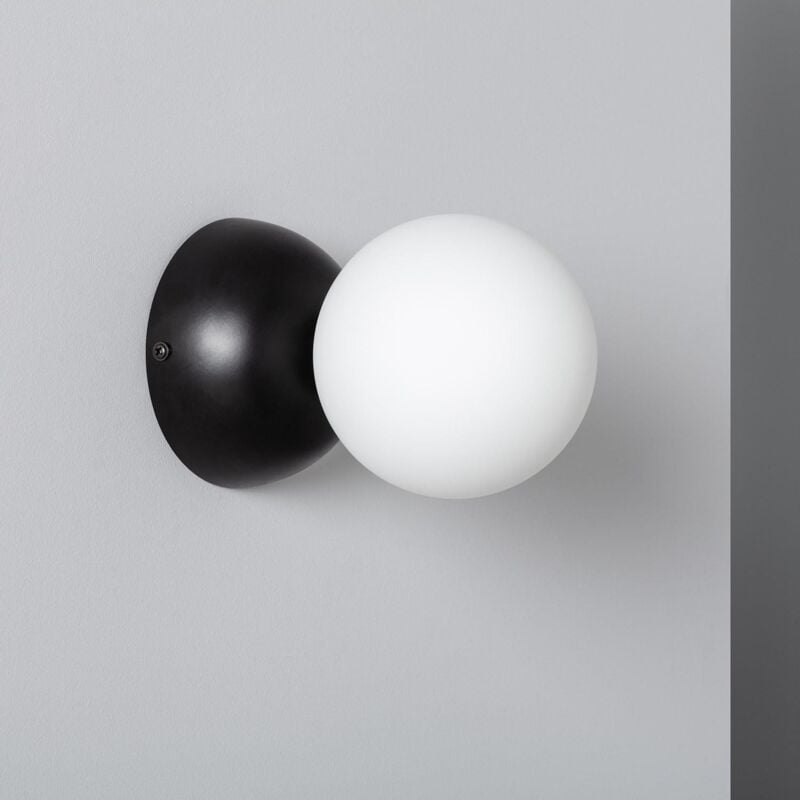 foto del prodotto applique da parete in metallo e vetro poe bianco nero
