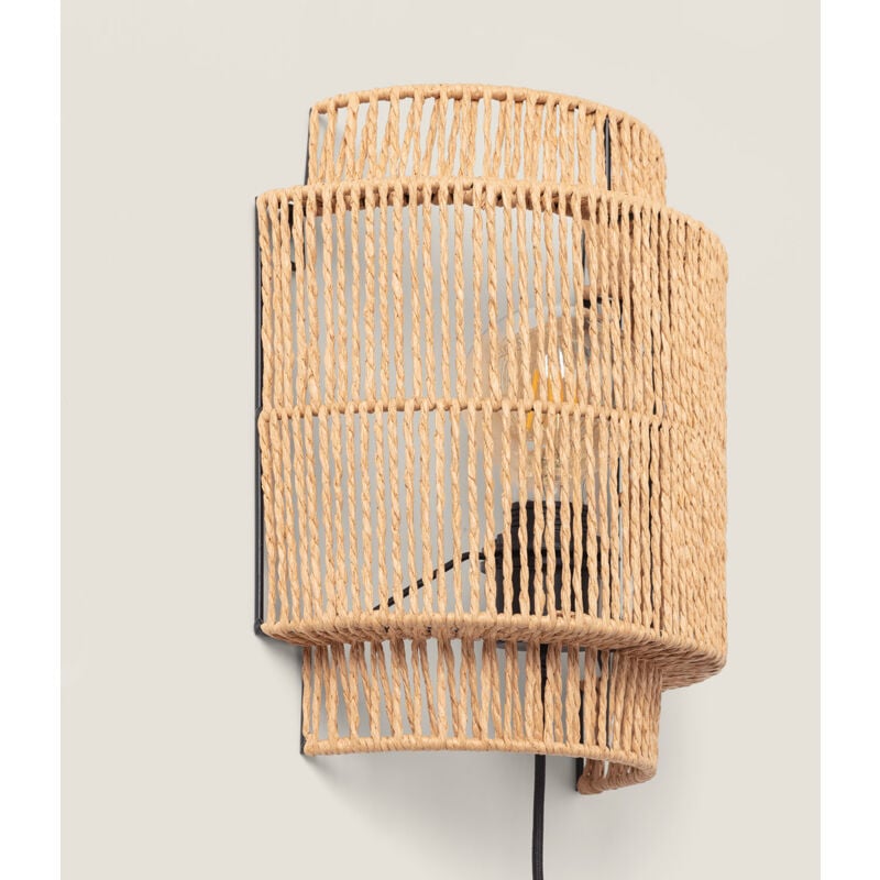 foto del prodotto applique da parete in rattan kirito naturale