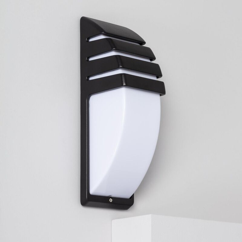 foto del prodotto applique da parete per esterni alluminio titus grid nero