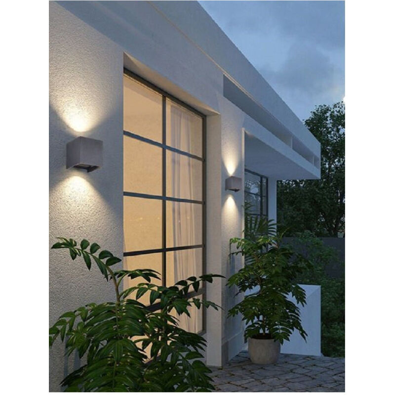 foto del prodotto applique doppia emissione led cob 12 w esterno luce 4000k 3000k 6500k es46 nero bianco caldo trade shop traesio
