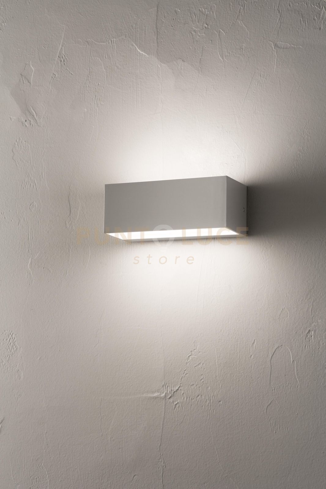 foto del prodotto applique falco silver led 4000k 780lm 12w l.23cm biemissione ip65