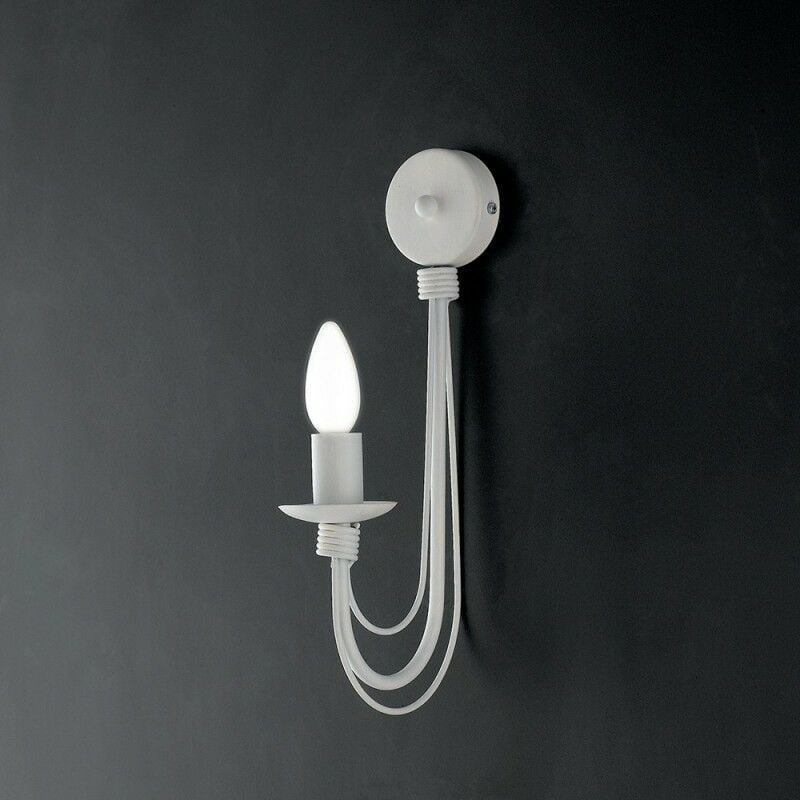 foto del prodotto applique in ferro bianco shabby una luce 18x h38 cm