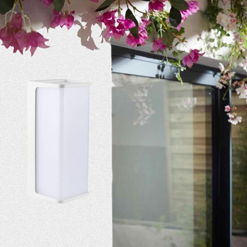 foto del prodotto applique led luce bianca lampada da muro 10 watt interno esterno ip65 bianco