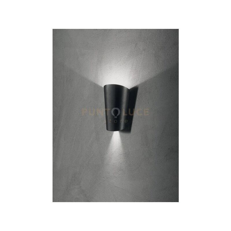 foto del prodotto applique led per esterno pic nero ap.pic nero a doppia emissione