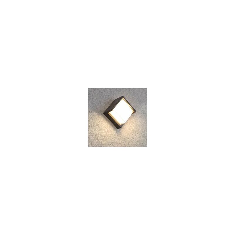 foto del prodotto applique led quadrata nera ip65 da 12 w con copertura bianco freddo 6000 k 6500 k