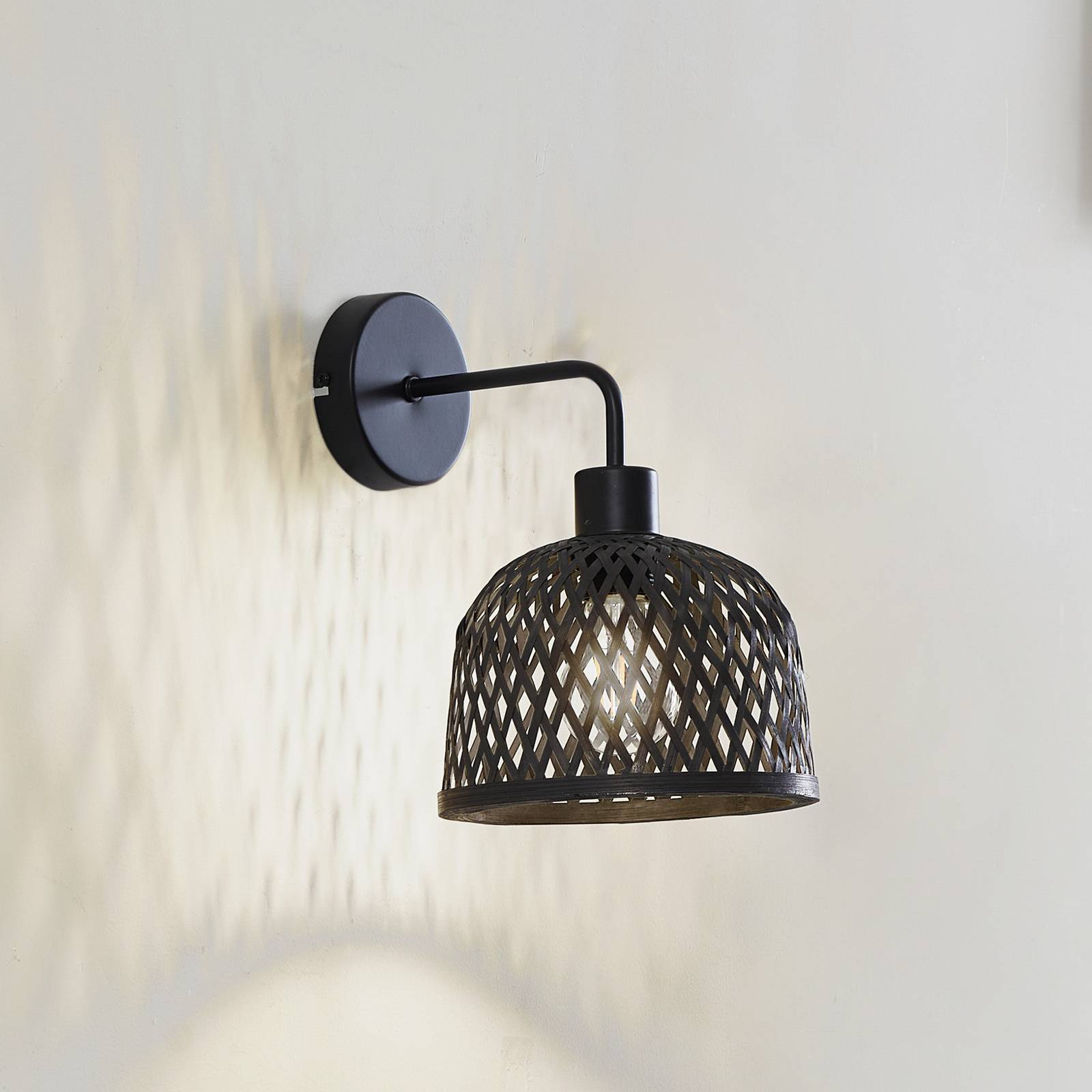 foto del prodotto applique lindby eskil, 18,5 cm, nero, bamb 