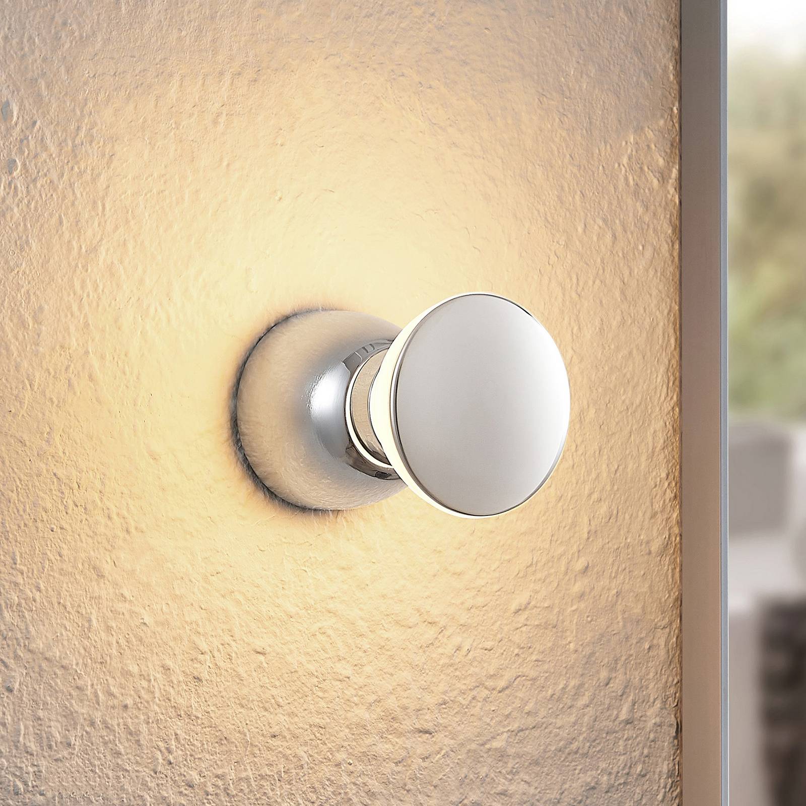 foto del prodotto applique lindby sanscho, a 1 luce