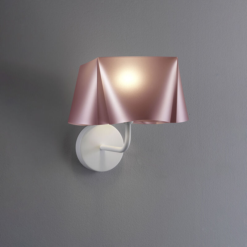 foto del prodotto applique moderna 1 luce wanda in polilux rosa metallico d25 made in italy