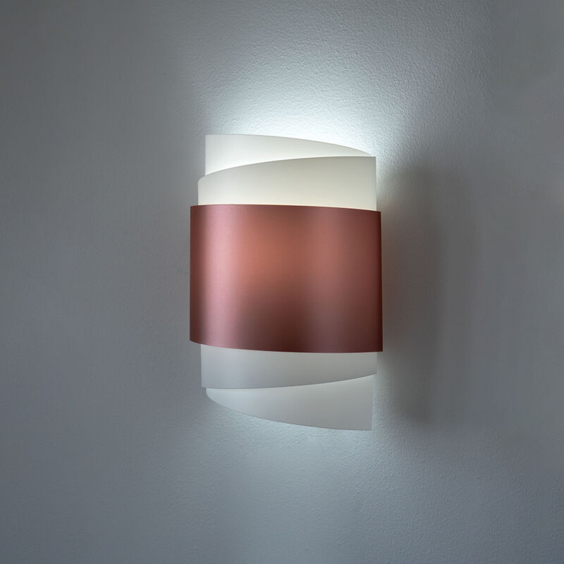 foto del prodotto applique moderna con cavo 1 luce bea in polilux rosa metallico made in italy