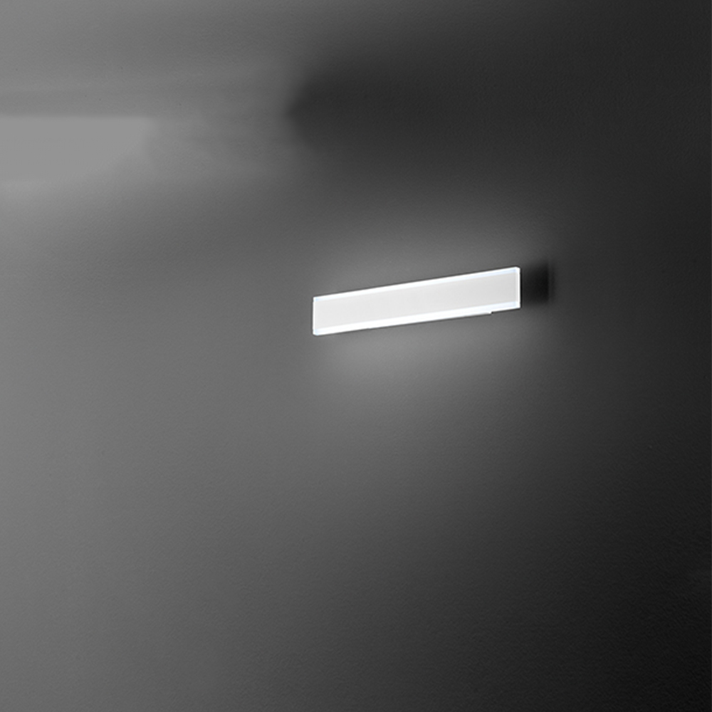 foto del prodotto applique moderna kante metallo bianco acrilico led 16w cct 3000 4000 6000k