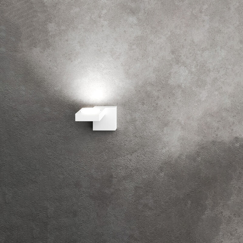 foto del prodotto applique moderna up metallo bianco 1 luce gx53