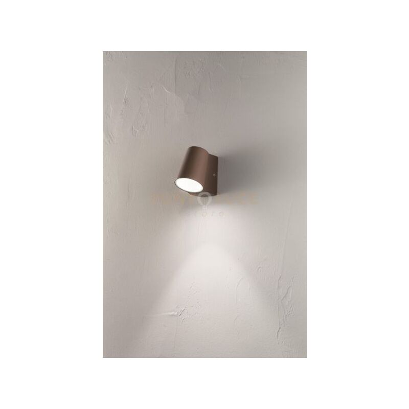 foto del prodotto applique per esterno a led owen marrone ap.owen marrone