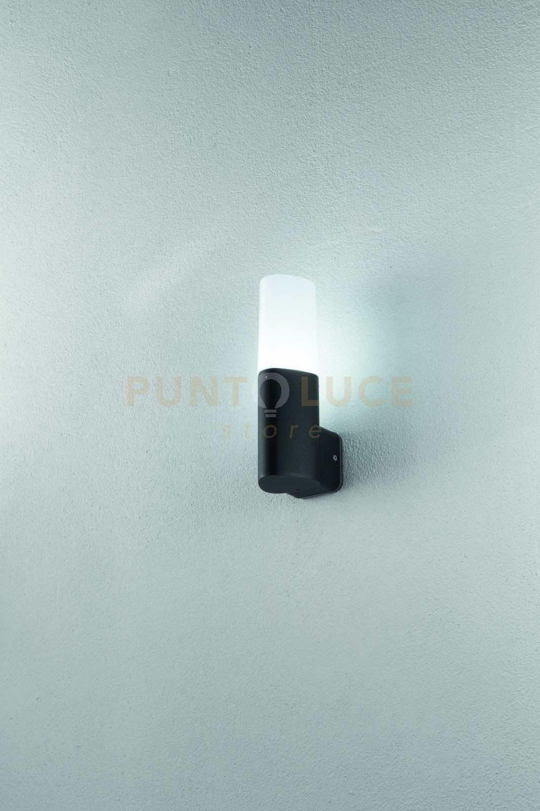 foto del prodotto applique pou nero 1 luce attacco e27 ip44 h.25cm