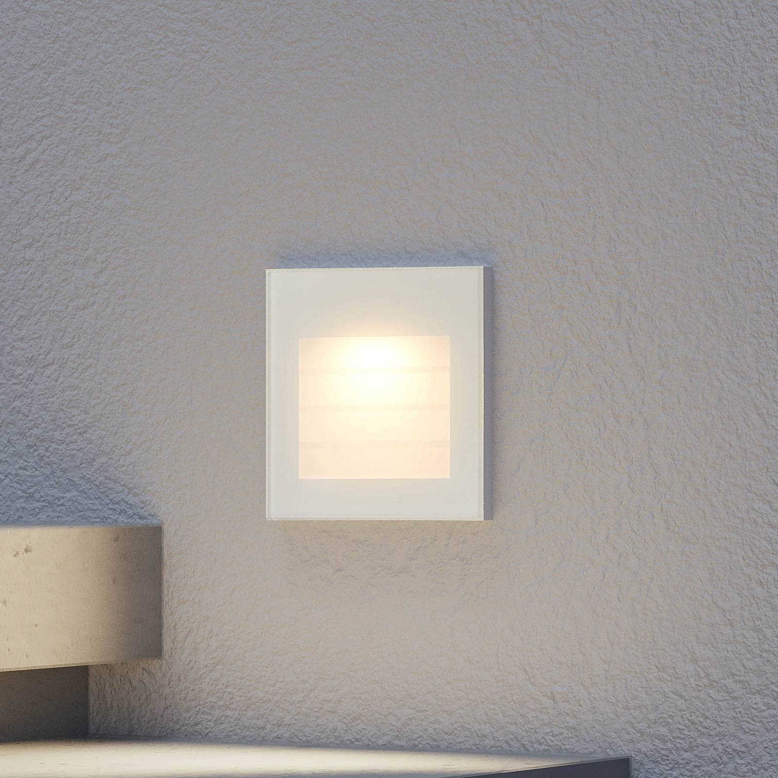 foto del prodotto arcchio applique a led da incasso zamo, a lamelle, bianco, metallo, ip65