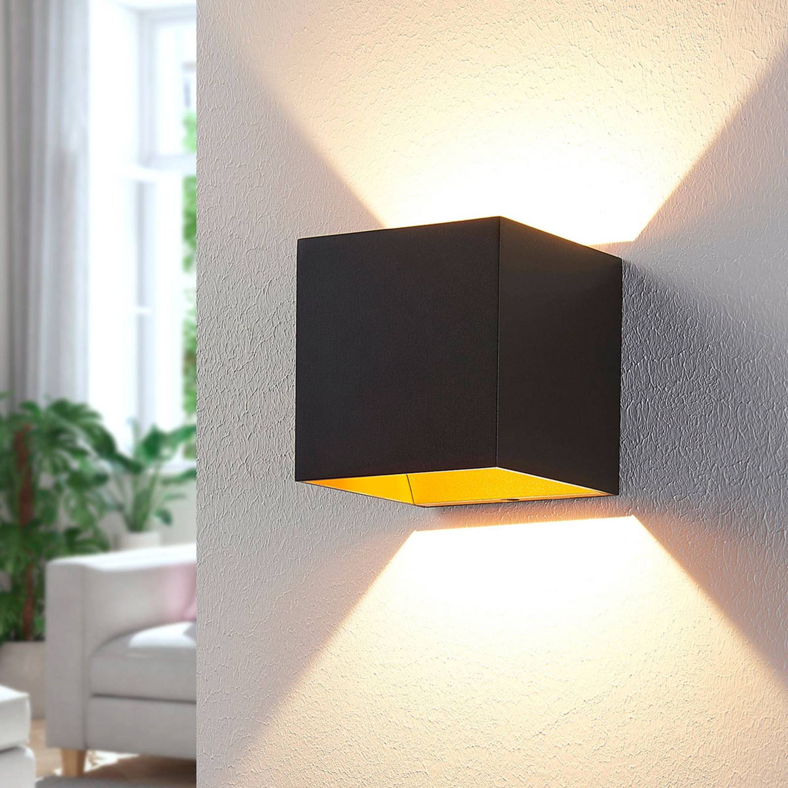 foto del prodotto arcchio applique a led zuzana, angolare, nero, larghezza 10 cm